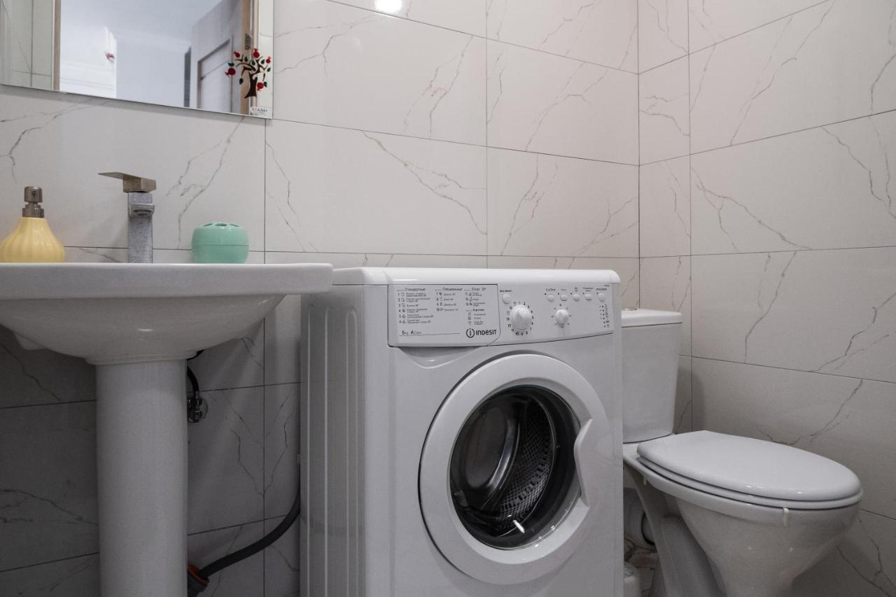 Bright Apartment On 13Th Floor Erivan Dış mekan fotoğraf