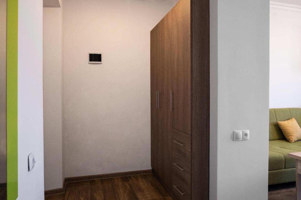 Bright Apartment On 13Th Floor Erivan Dış mekan fotoğraf